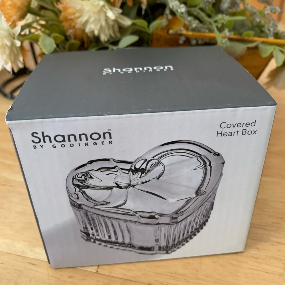 New In Box! Shannon by Godinger Crystal Covered Heart Shape Trinket Box